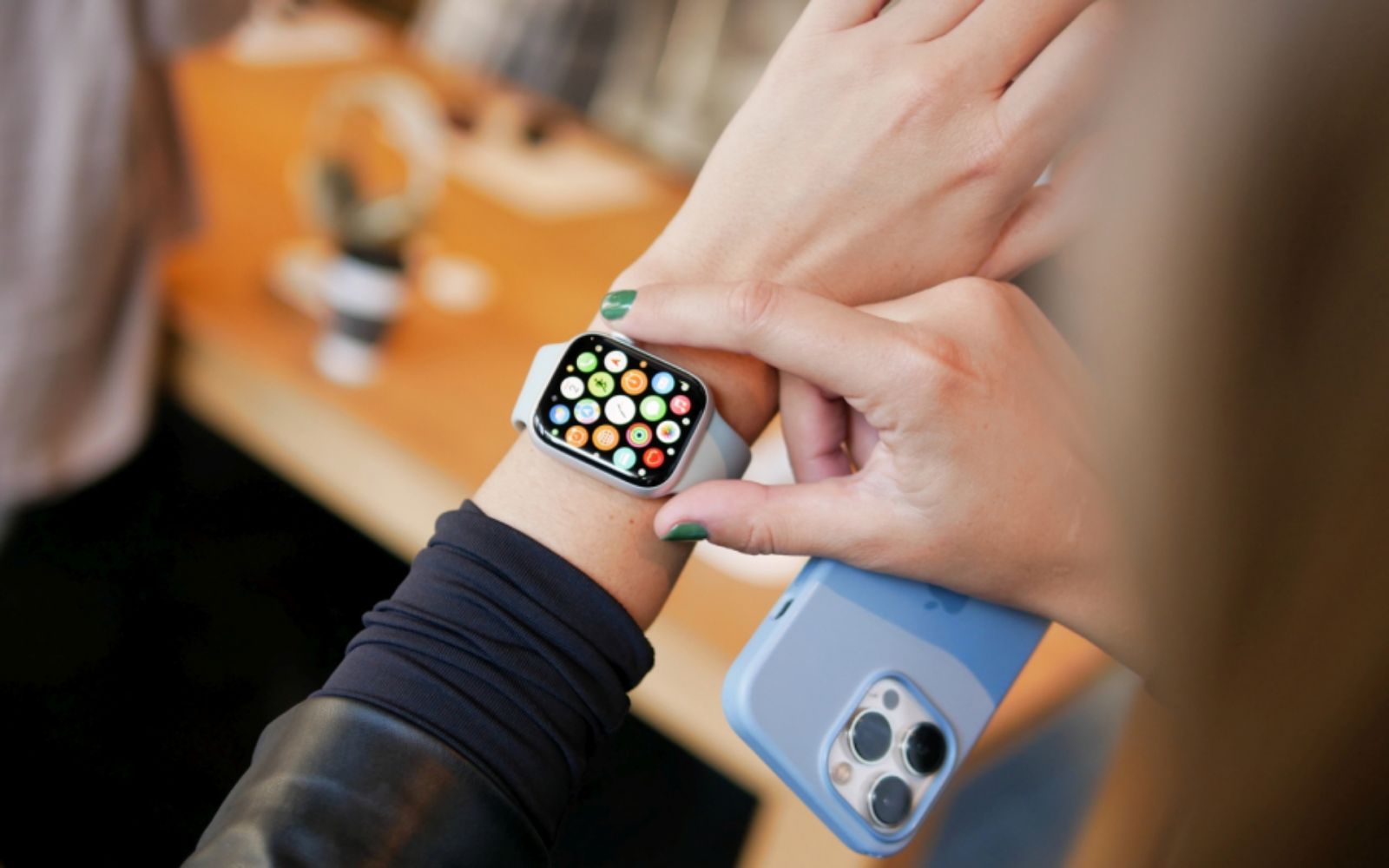 Sự thay đổi của Apple Watch khiến các phụ kiện bên thứ 3 đối diện với 'biến cố' lớn - ảnh 1
