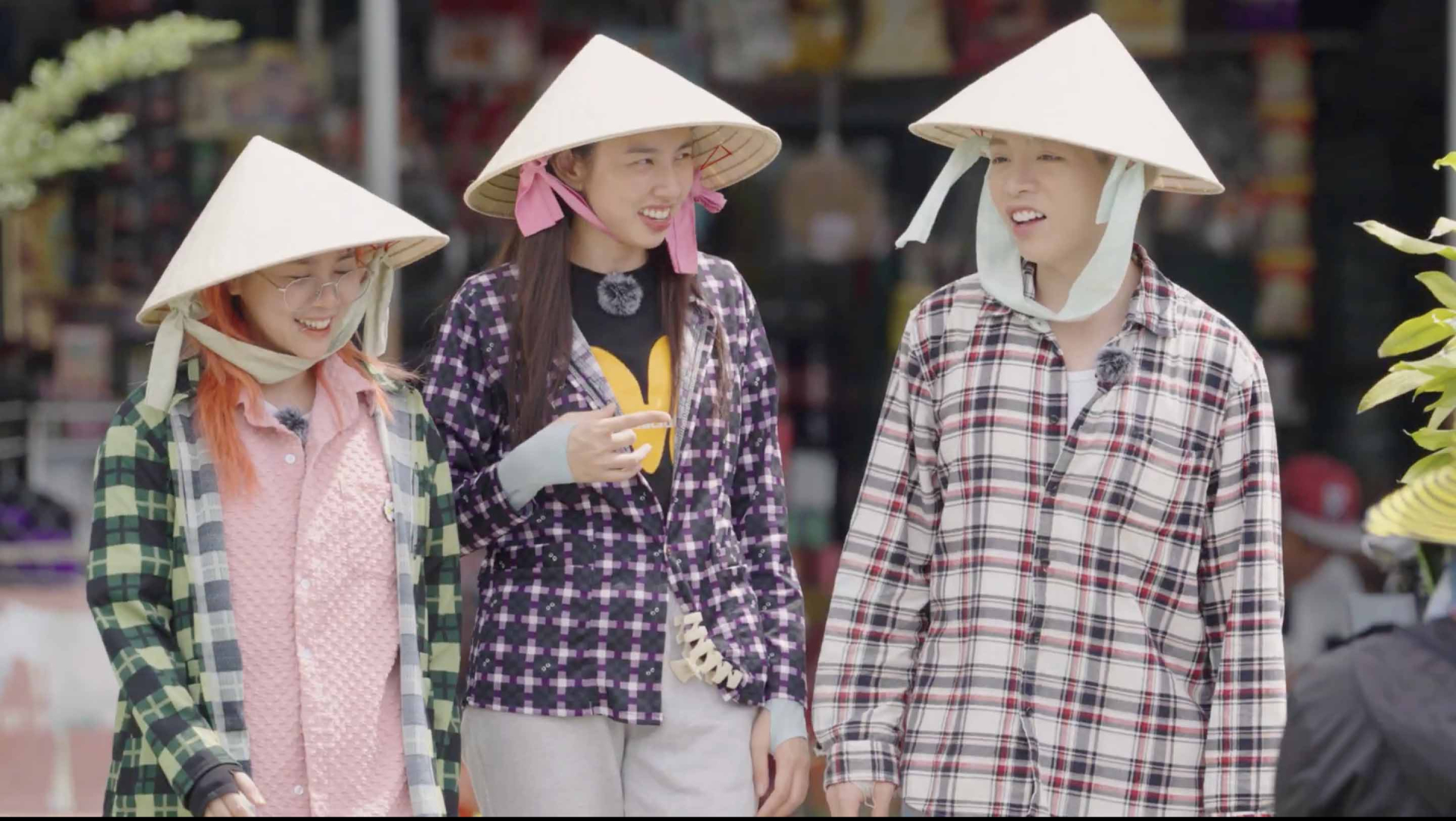 bộ 3 “nong-dân tập sự” Thùy Tiên, Misthy và Đức Phúc
