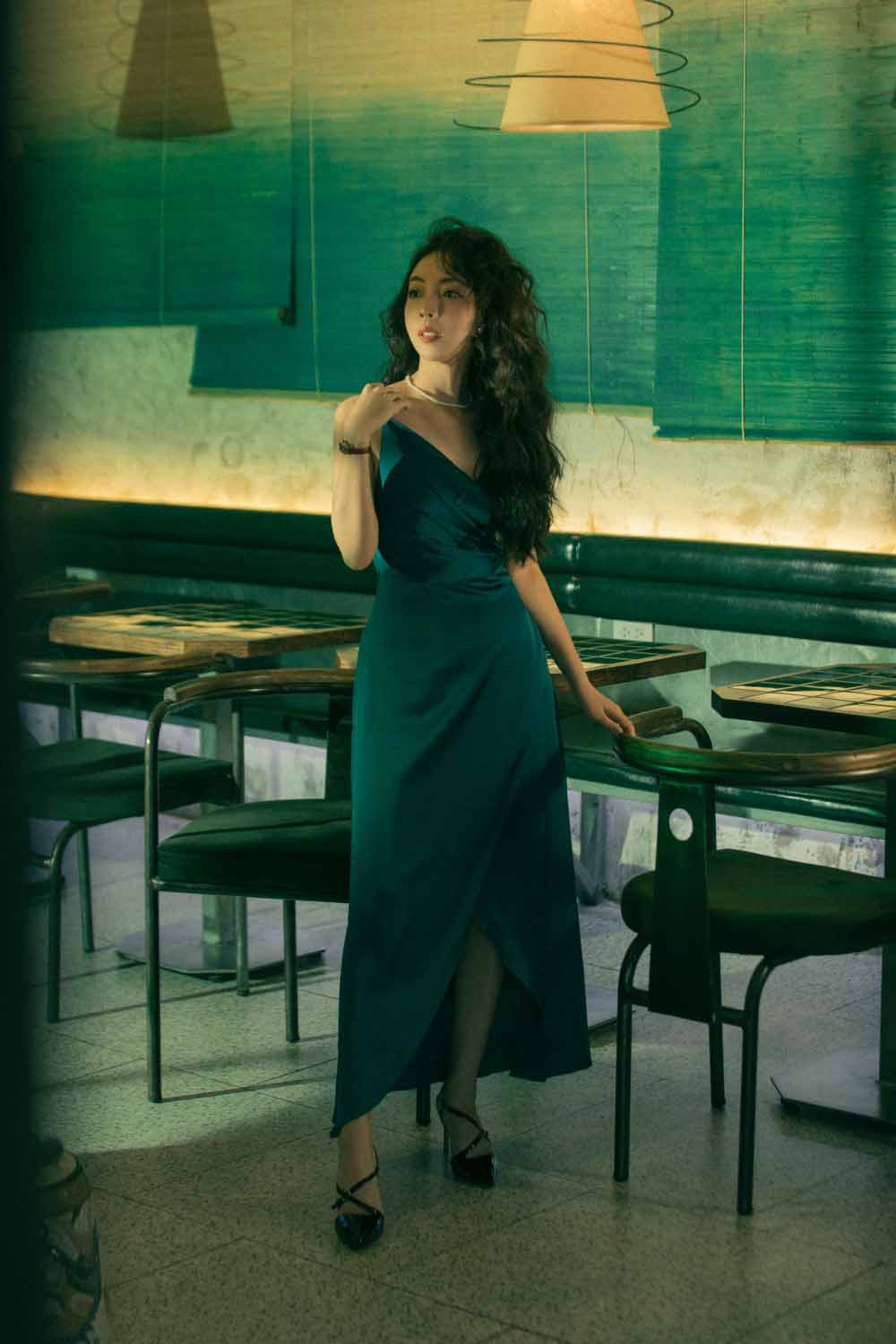 Thu Trang đã vượt qua nhiều ứng viên nặng ký để giành giải Nữ diễn viên chính xuất sắc nhất hạng mục phim truyện điện ảnh