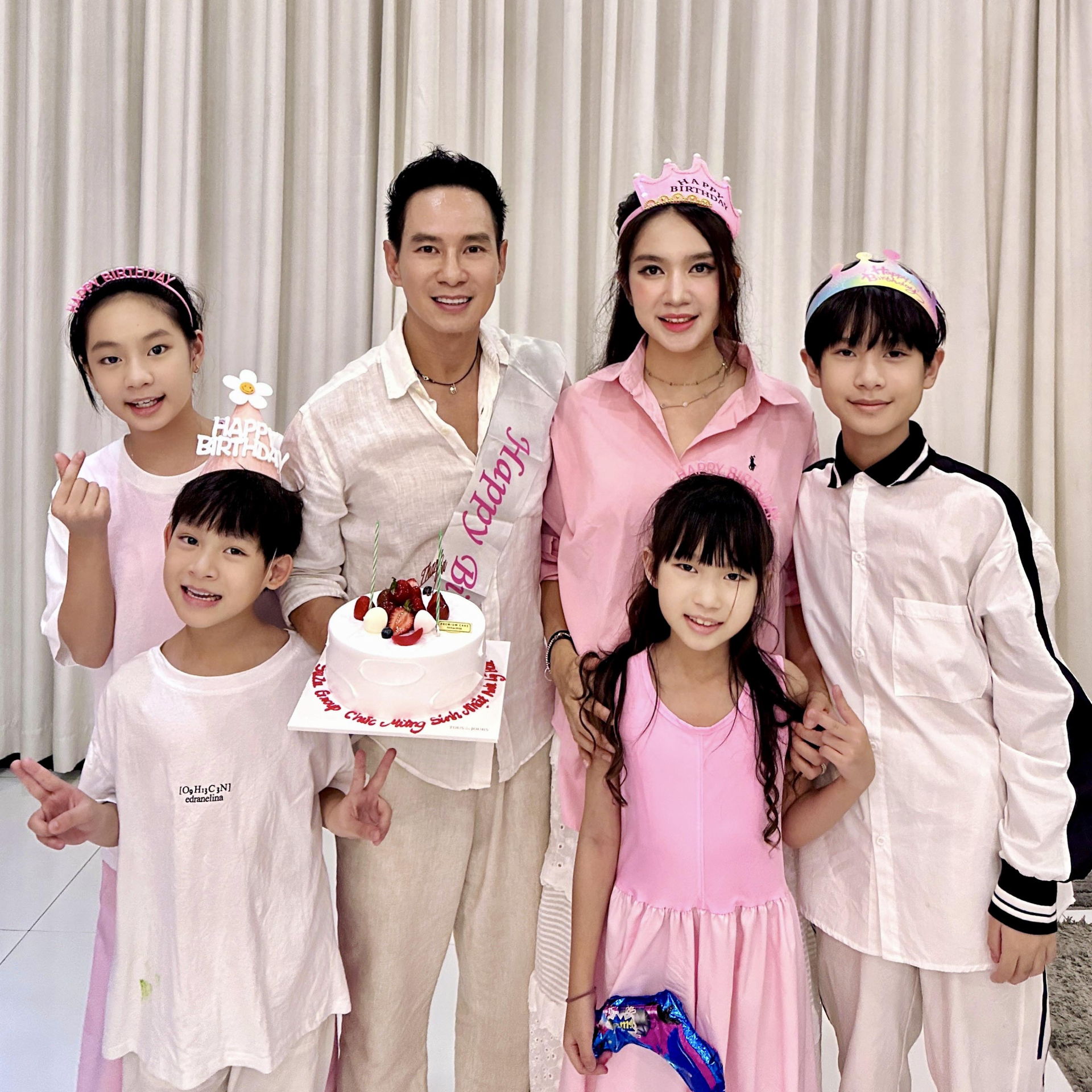 Gia đình Lý Hải-Minh Hà dành trọn vẹn ngày sinh nhật để làm từ thiện - ảnh 1