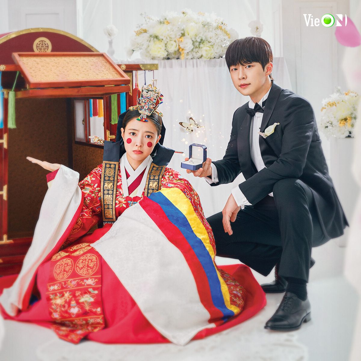 Trận chiếu phim xuyên không tại Hàn: Lee Se Young cạnh tranh với cậu cả “Penthouse” - ảnh 4
