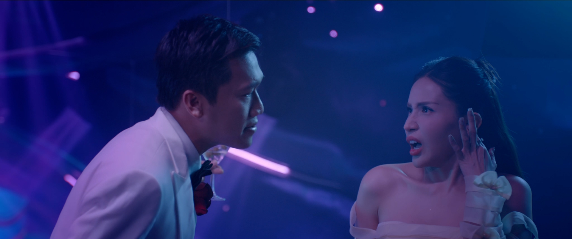 Diệu Nhi bất ngờ với tạo hình “ngố tàu' trong teaser trên bàn nhậu dưới bàn mưu - ảnh 1