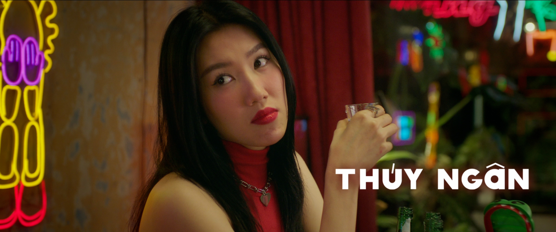 Diệu Nhi bất ngờ với tạo hình “ngố tàu' trong teaser trên bàn nhậu dưới bàn mưu - ảnh 3