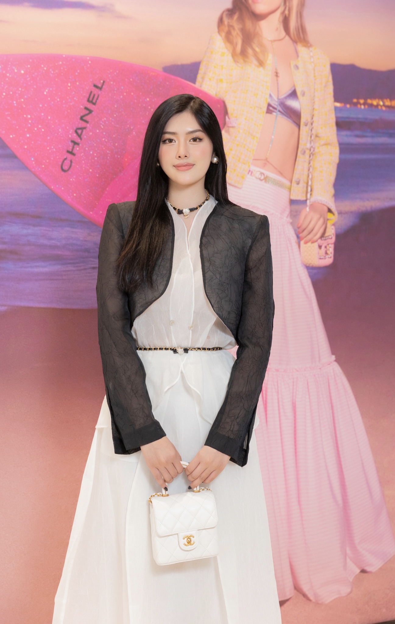 Hoa hậu Huỳnh Tiên thanh lịch xuất hiện trong sự kiện ra mắt BST của Chanel - ảnh 1