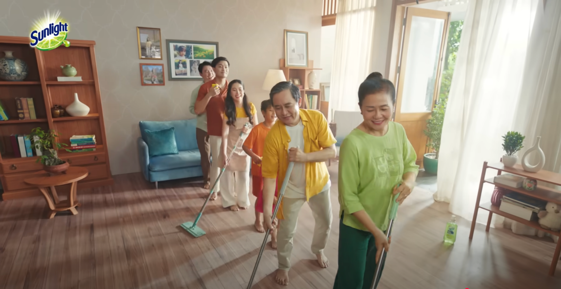 Sunlight đổ bộ mùa Tết với “thánh ca dọn nhà” mới toanh - ảnh 1