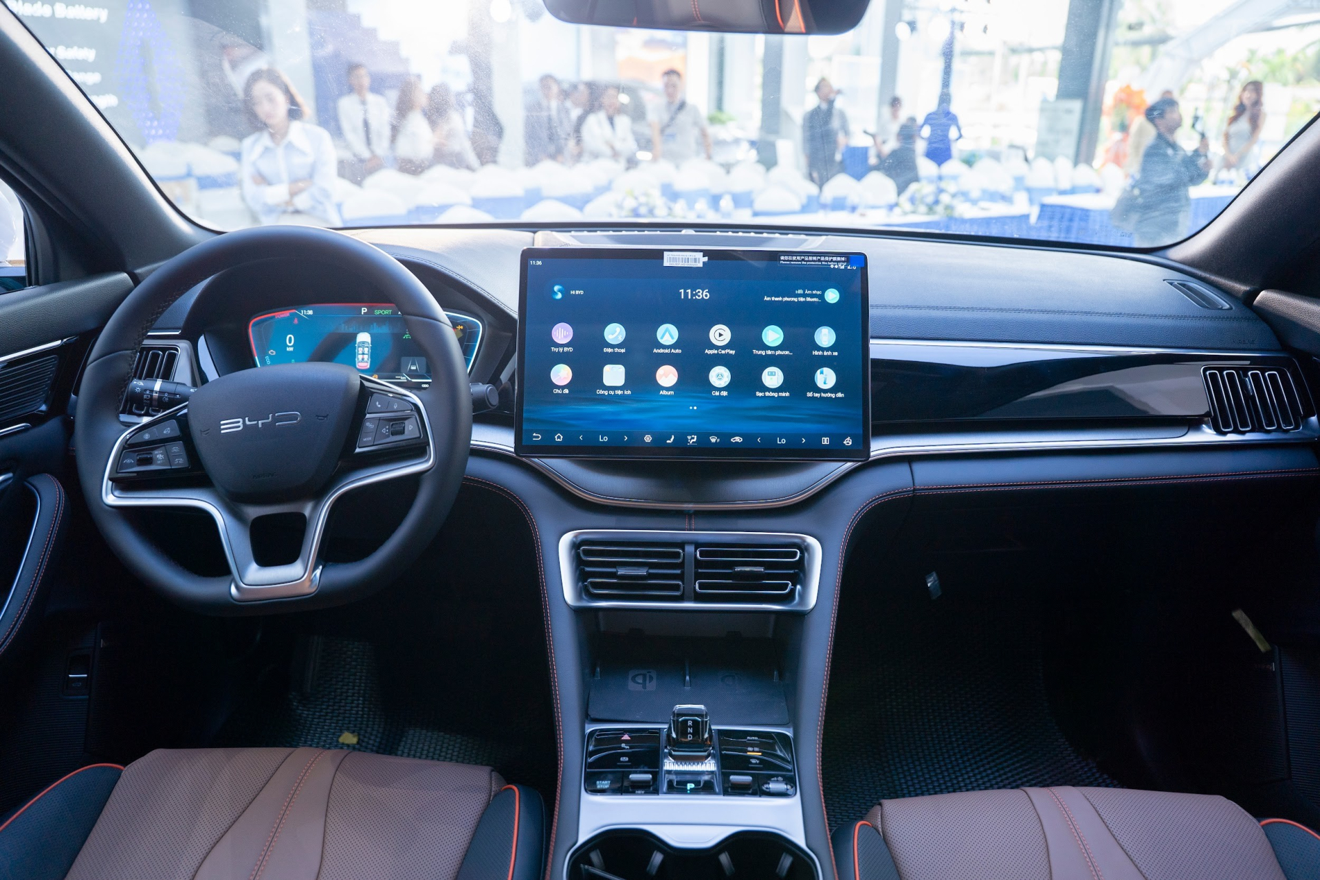 Hồ Quang Hiếu khuấy động sự kiện ra mắt BYD Sealion 6 tại BYD An Giang - ảnh 5