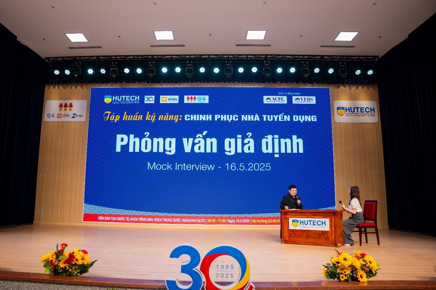 Học bí kíp phỏng vấn cùng chuyên gia, sinh viên HUTECH nâng cao kỹ năng chinh phục nhà tuyển dụng - ảnh 2