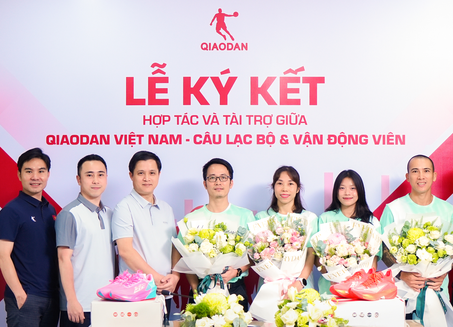 Ông lớn thể thao Quốc tế “đổ bộ” VnExpress Marathon Hạ Long 2025 - ảnh 1