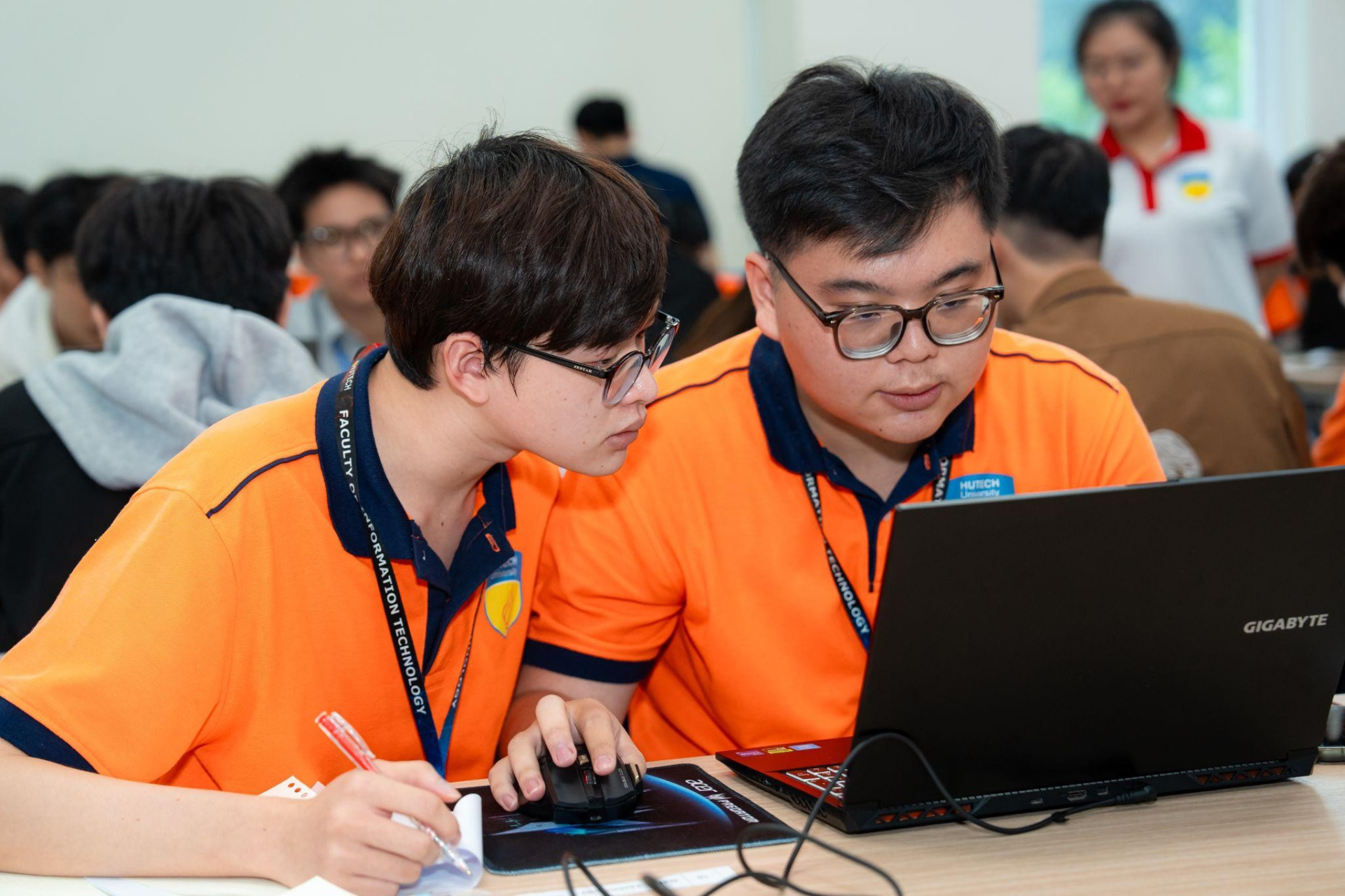 Cuộc thi học thuật chuyên nghiệp: Lợi thế của sinh viên Công nghệ thông tin HUTECH - ảnh 2