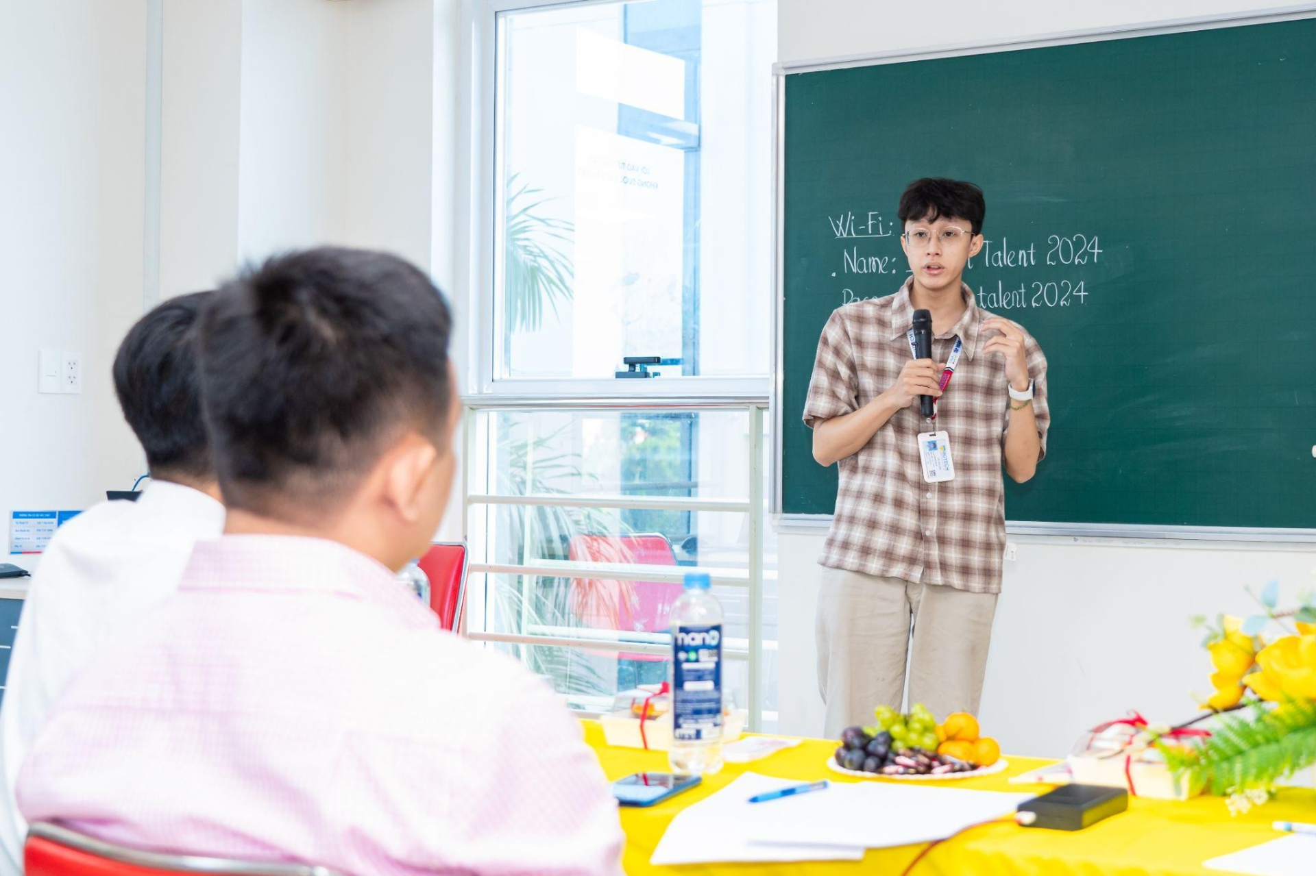 Cuộc thi học thuật chuyên nghiệp: Lợi thế của sinh viên Công nghệ thông tin HUTECH - ảnh 1
