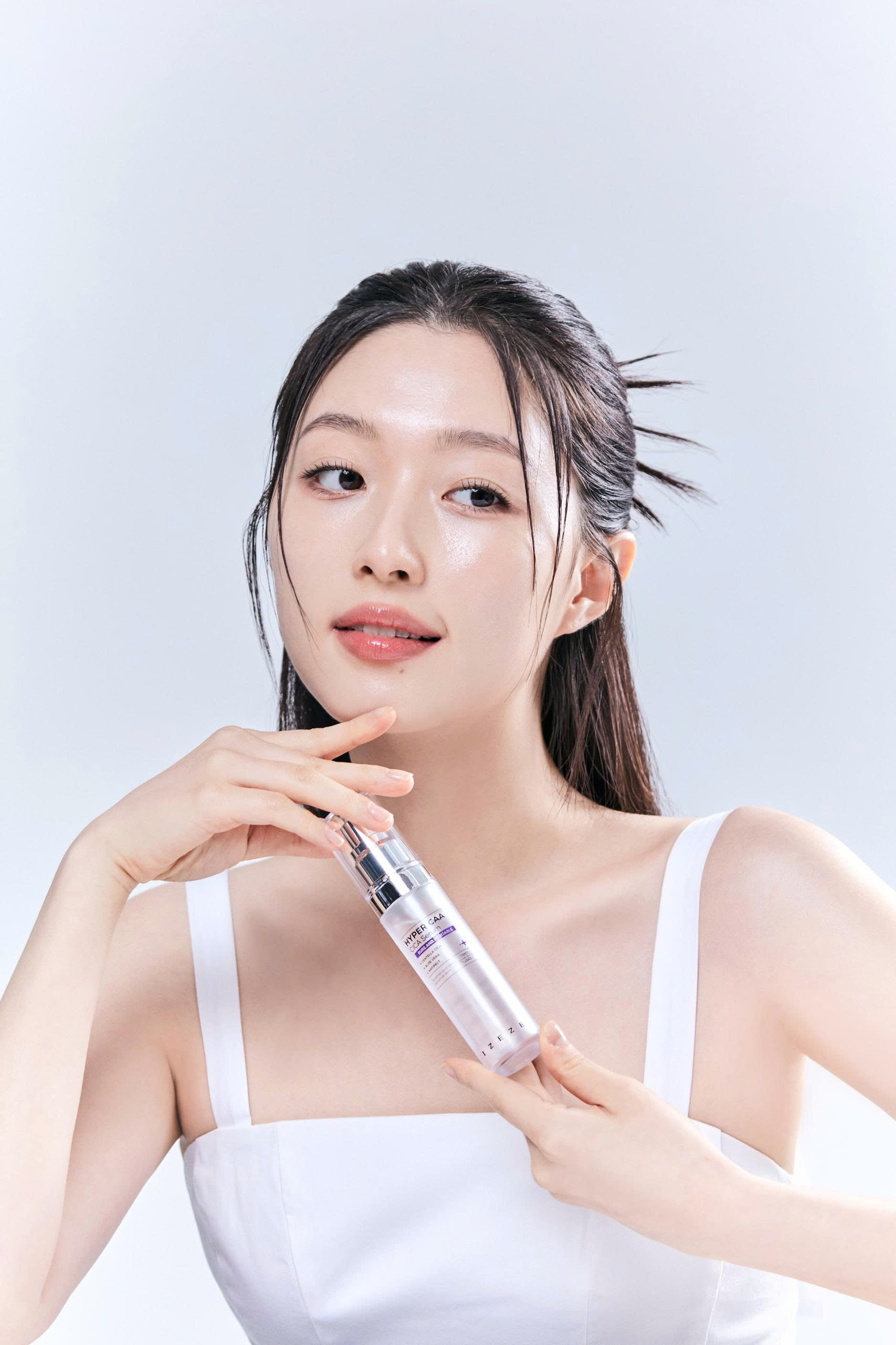 IZEZE chính hãng “đổ bộ” Việt Nam: Cơn sốt mỹ phẩm Hàn làm giới trẻ “woa” như đón Idol K-Pop! - ảnh 1