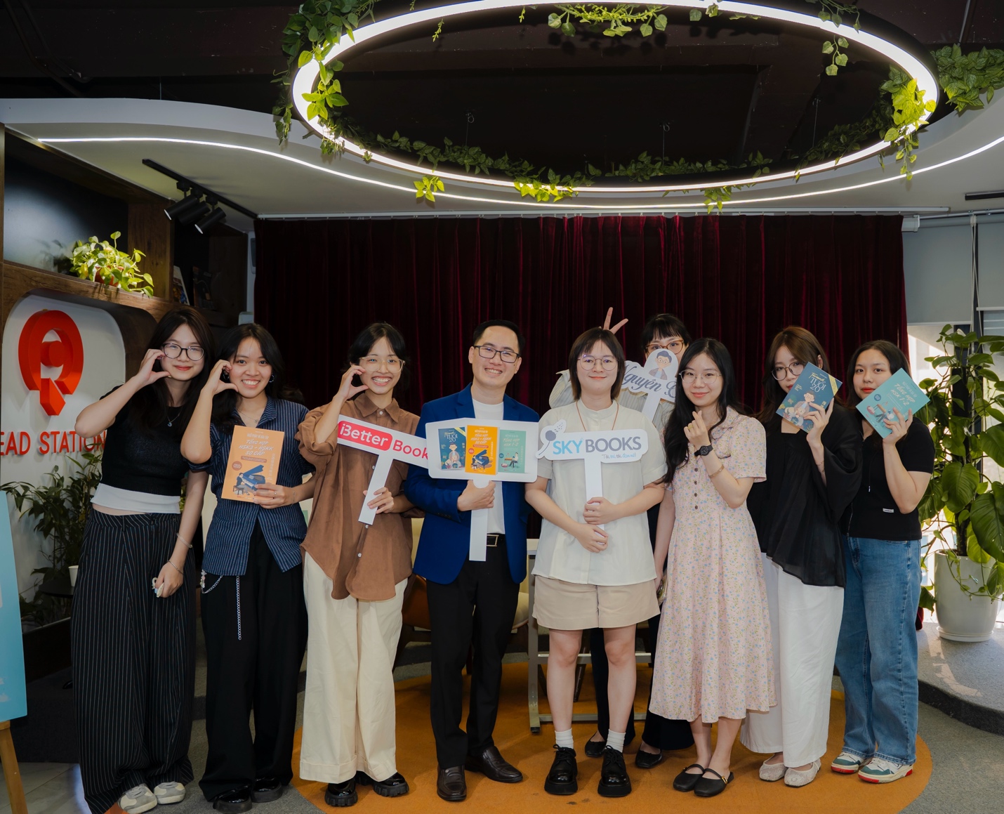 Thầy giáo Nguyên Trần - Hành trình kết nối văn hoá Việt Trung bằng ngọn lửa nhiệt huyết - ảnh 4