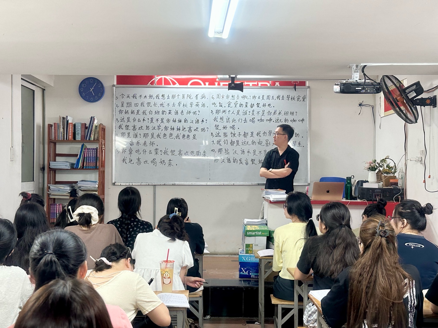 Thầy giáo Nguyên Trần - Hành trình kết nối văn hoá Việt Trung bằng ngọn lửa nhiệt huyết - ảnh 2