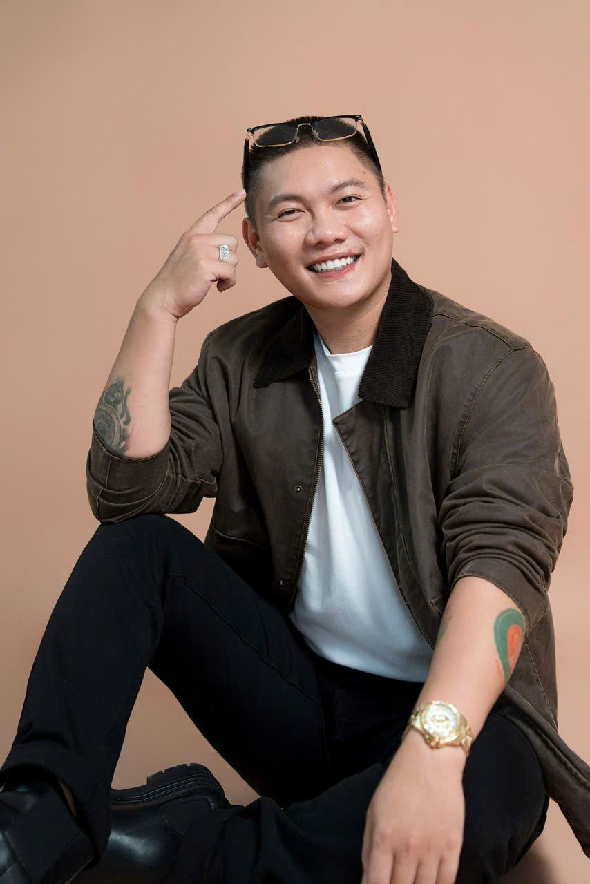 Từ bóng tối đến ánh sáng: CEO trẻ Đức Thổ - ảnh 1