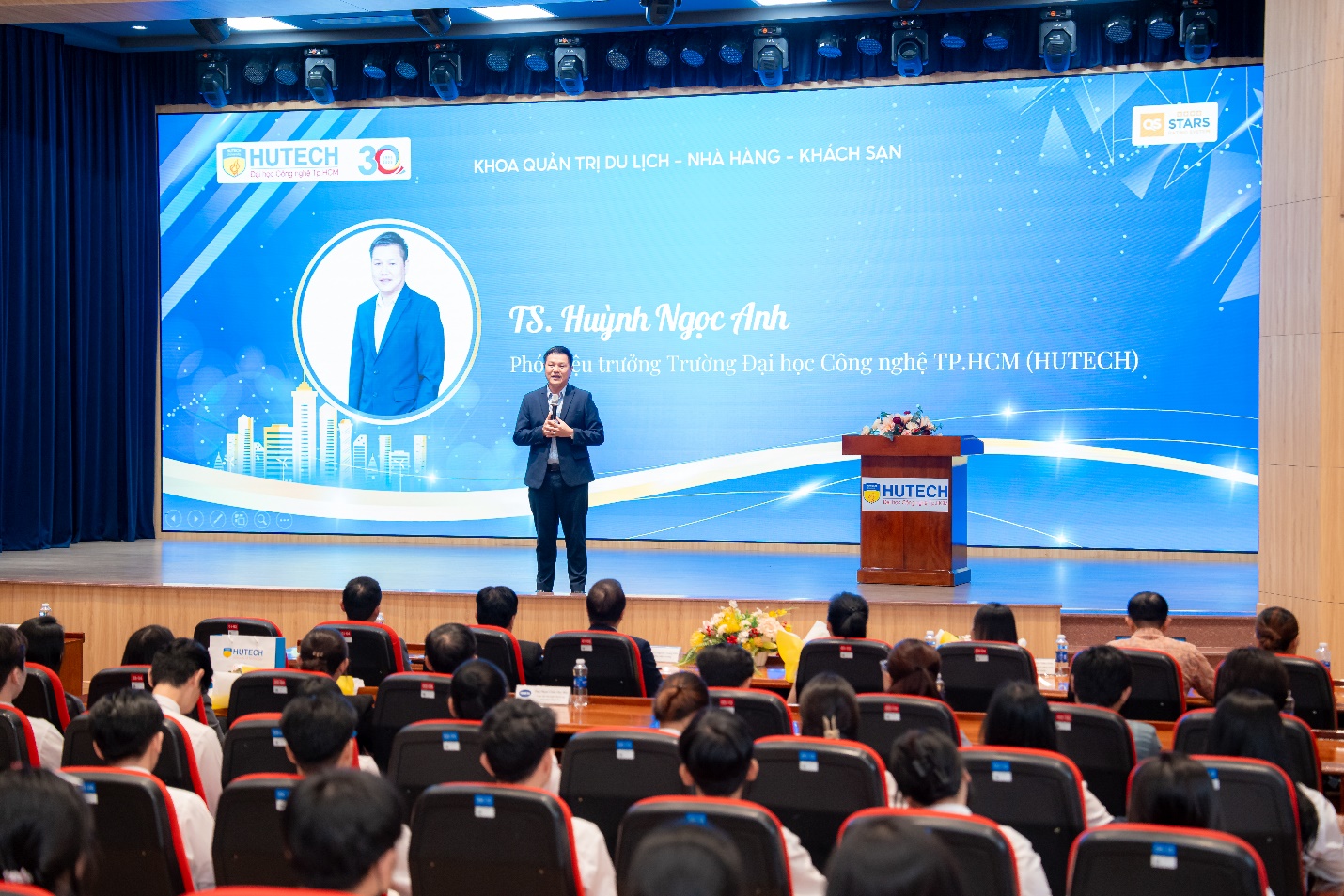 Trải nghiệm Học kỳ doanh nghiệp, sinh viên Nhà hàng - Khách sạn “làm thật” tại khách sạn 5 sao - ảnh 5