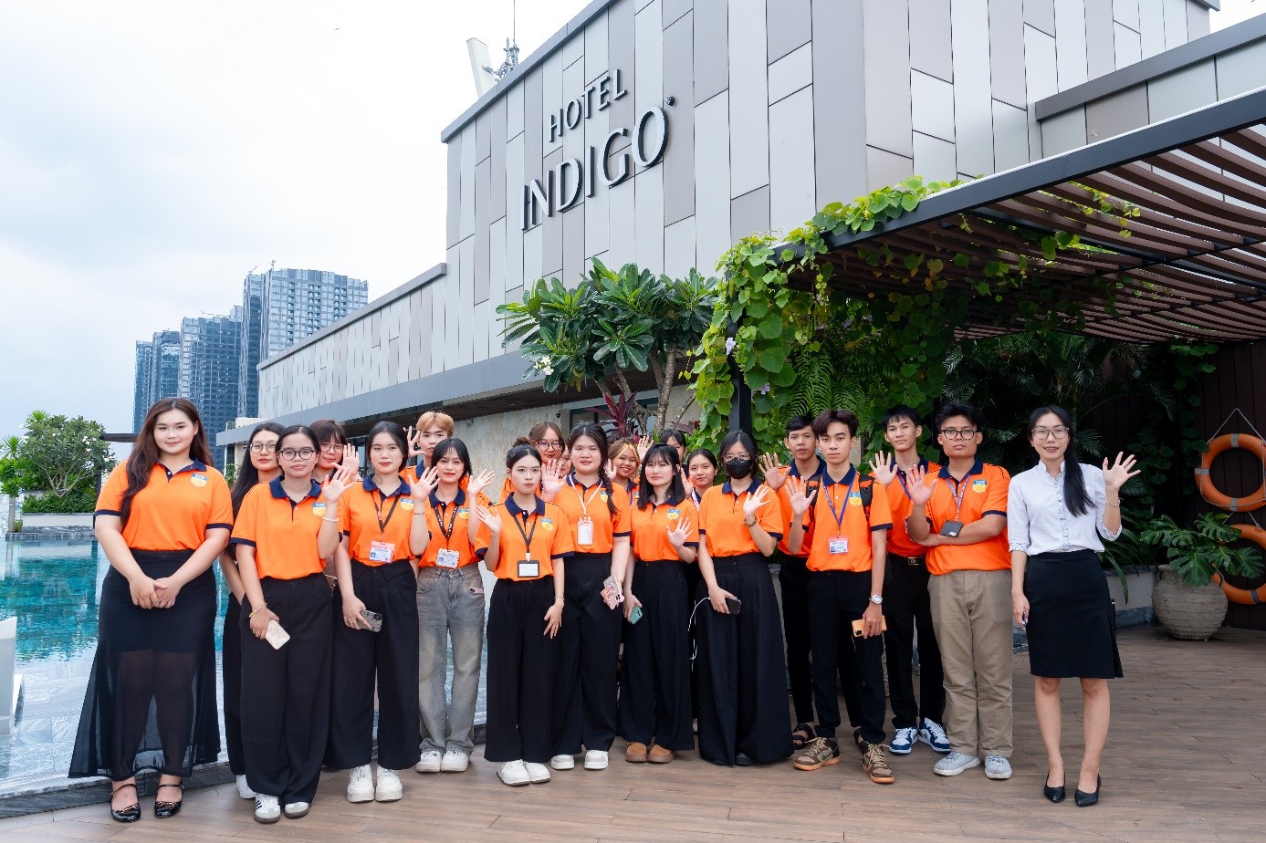 Học Quản trị khách sạn tại HUTECH: Đào tạo gắn thực hành, chinh phục ngành dịch vụ - ảnh 2