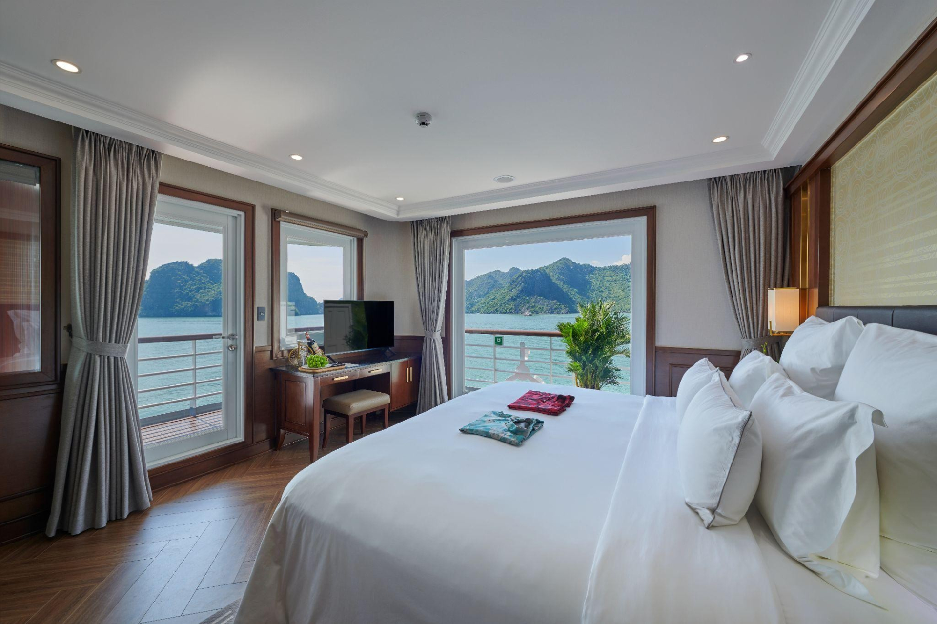 Nghỉ Tết không lo toan: Khi du thuyền là 'ngôi nhà di động' cho gia đình nhiều thế hệ - ảnh 2