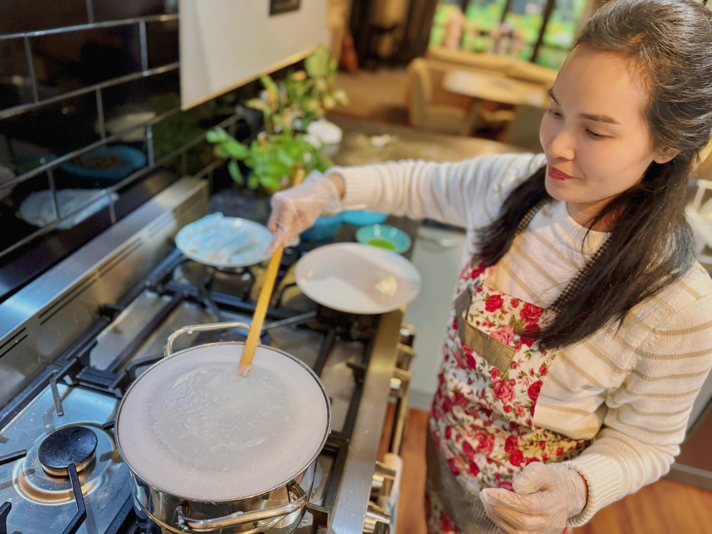 Hành trình ẩm thực xa xứ: Người phụ nữ Việt giữ hương vị Hà Nội tại xứ Kiwi - ảnh 2