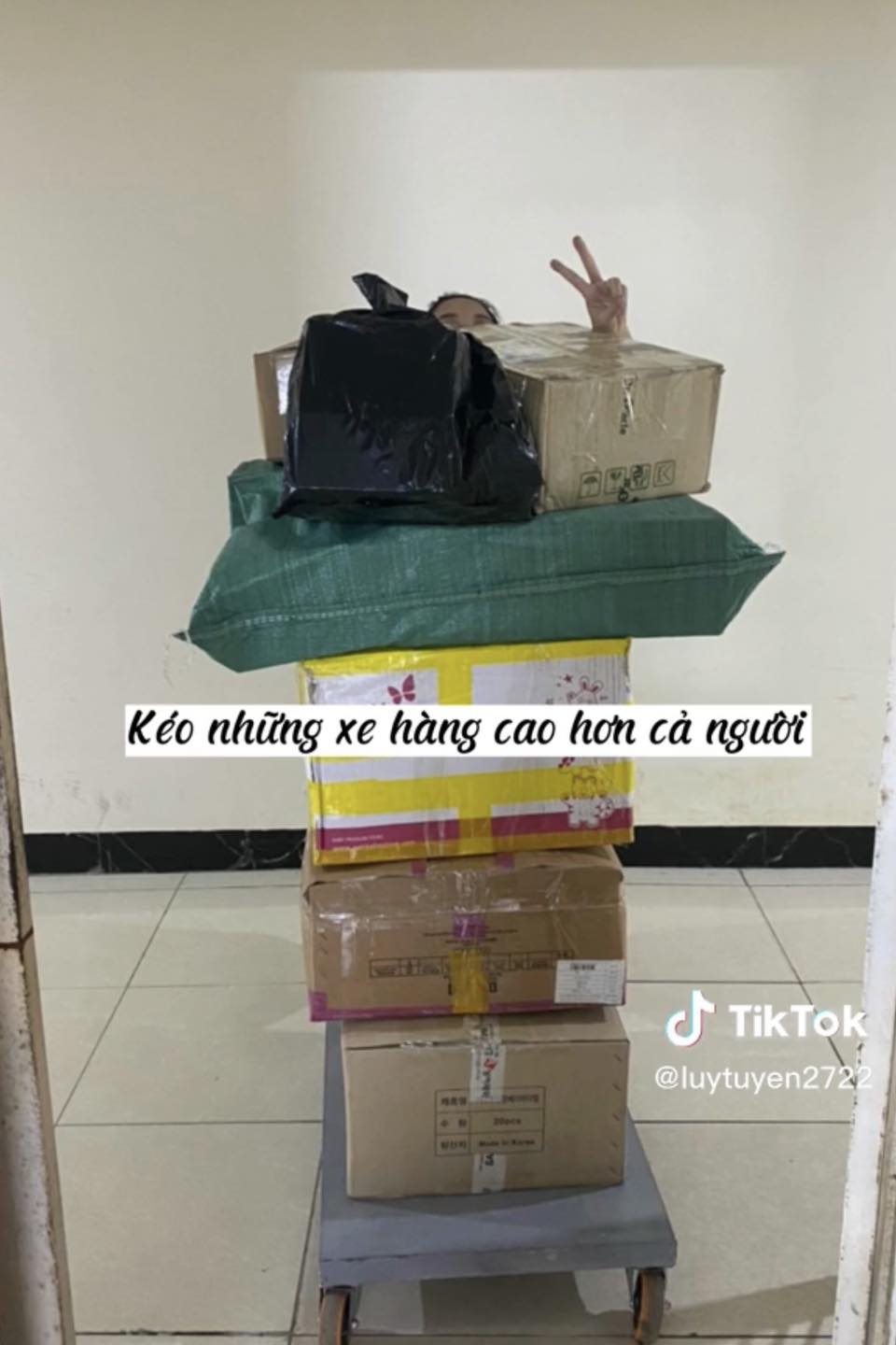 Cô gái 2 lần tự chụp ảnh thờ cho chính mình: Phép màu tạo nên nhờ ý chí và niềm tin vào cuộc sống - ảnh 12