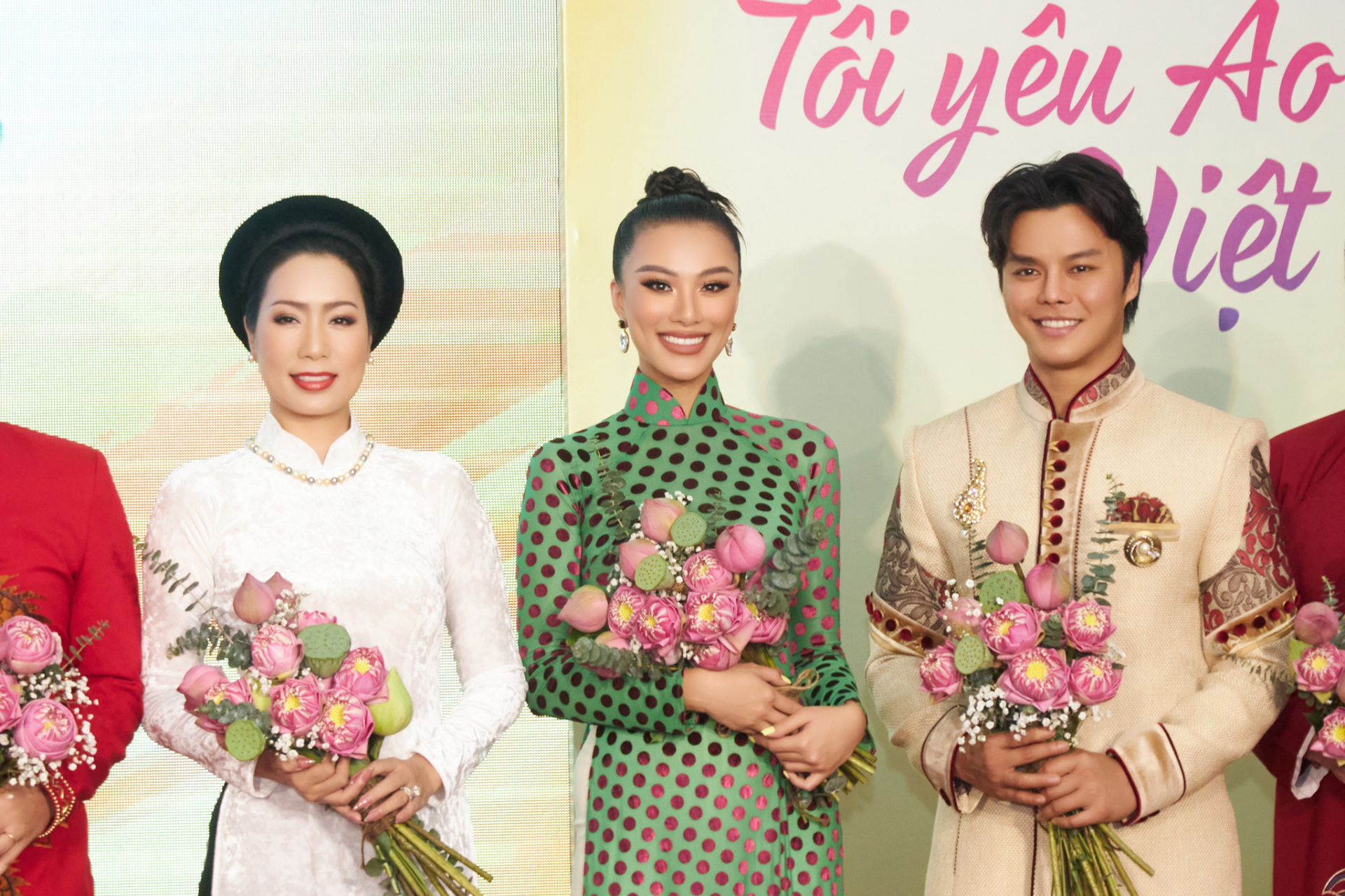 Á hậu Kim Duyên tiếp tục giữ vai trò Đại sứ Lễ hội áo dài Thành phố Hồ Chí Minh lần thứ 9 - ảnh 3