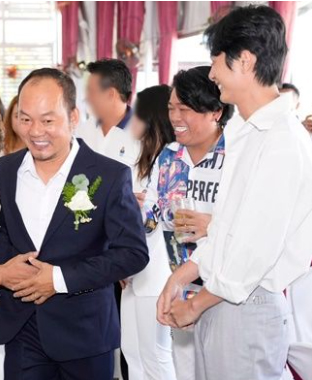 Nghi vấn một cặp vợ chồng sao Việt nổi tiếng chia tay, đàng trai lộ ảnh cưới, đàng gái cập nhật trạng thái ly hôn - ảnh 3