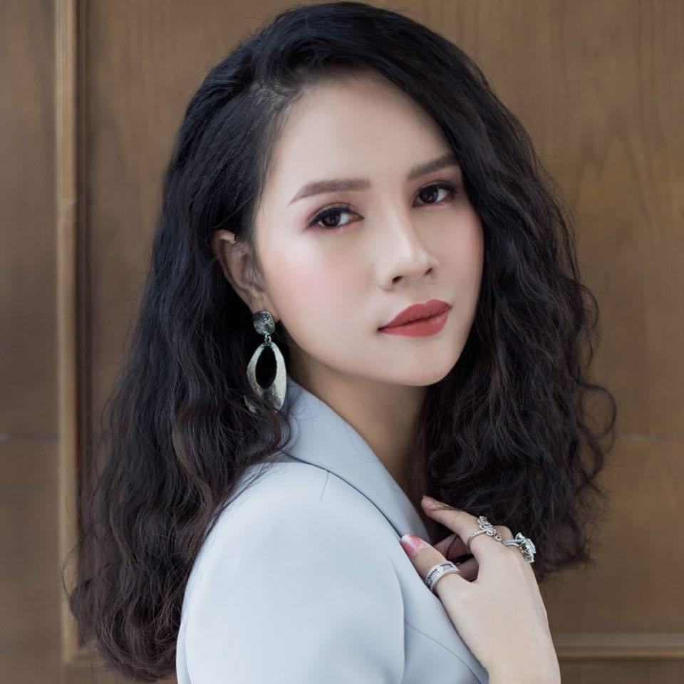 NTK kim hoàn Lê Nguyễn Nhật Linh ra mắt BST trang sức kim cương tại Pháp - ảnh 9