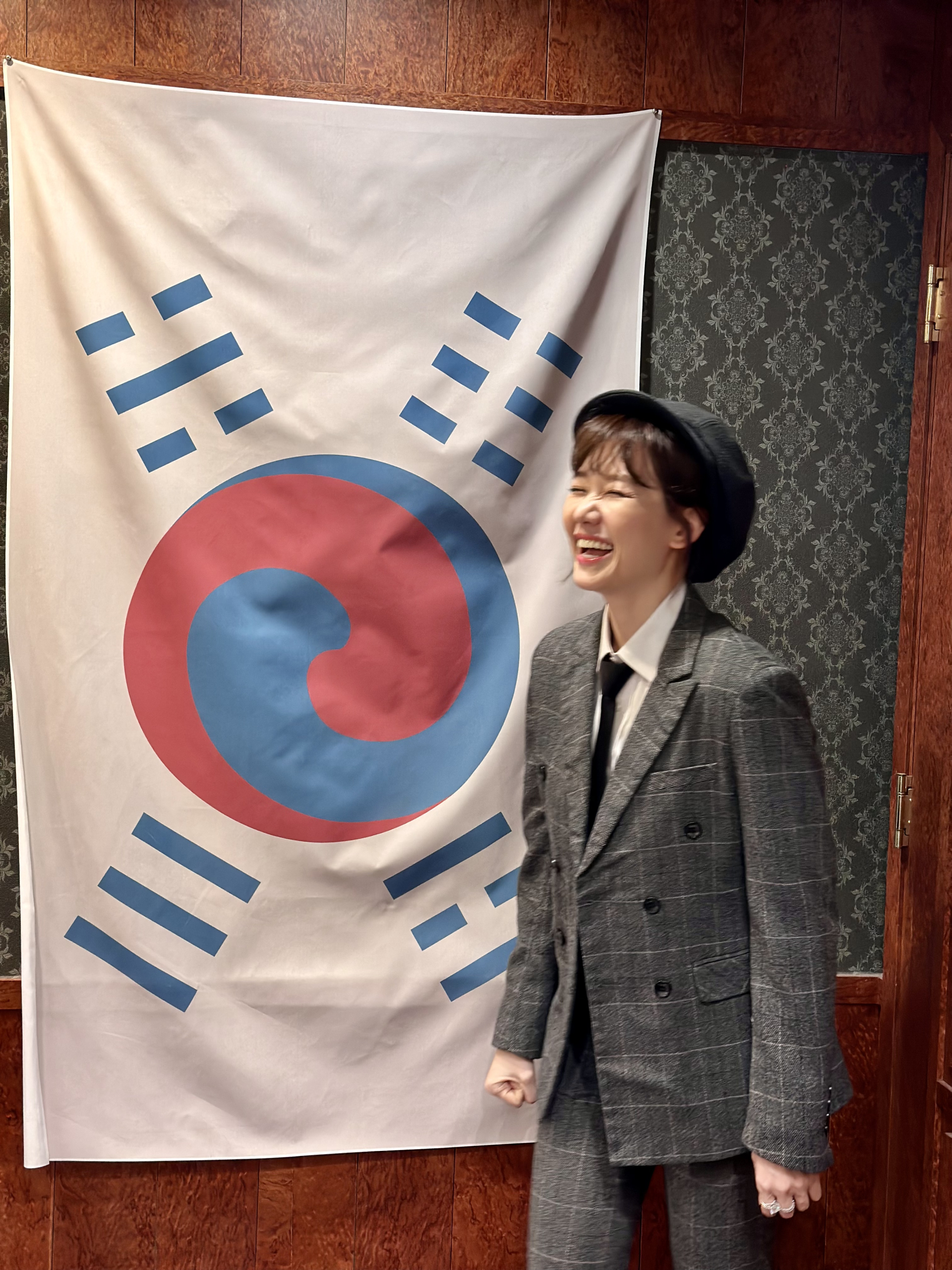 Thành tích khủng của Hari Won được giới thiệu trên sóng truyền hình Hàn Quốc - ảnh 2