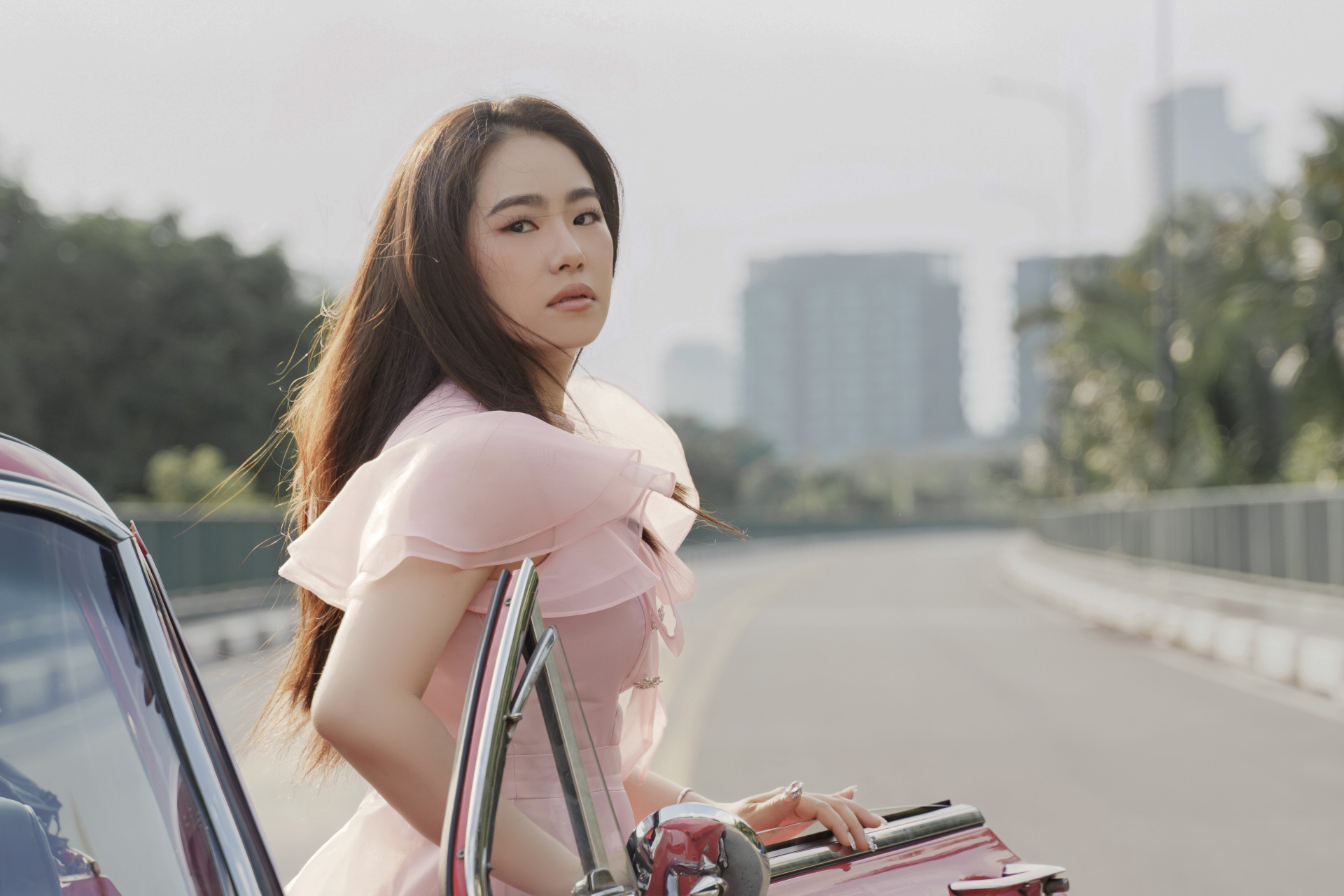 Lương Bích Hữu bật khóc khi quay MV 'Đã sai từ lúc đầu' - ảnh 1