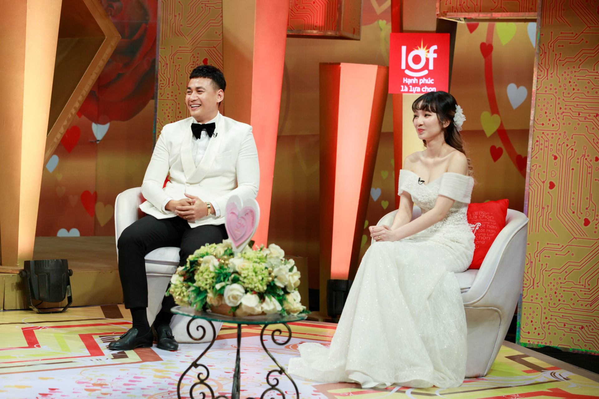 Diễn viên Ngọc Thuận lần đầu tiết lộ cuộc sống hôn nhân với vợ đẹp kém 18 tuổi - ảnh 2