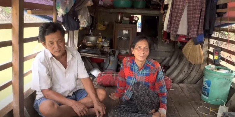 Thím Việt và người chồng kém tuổi