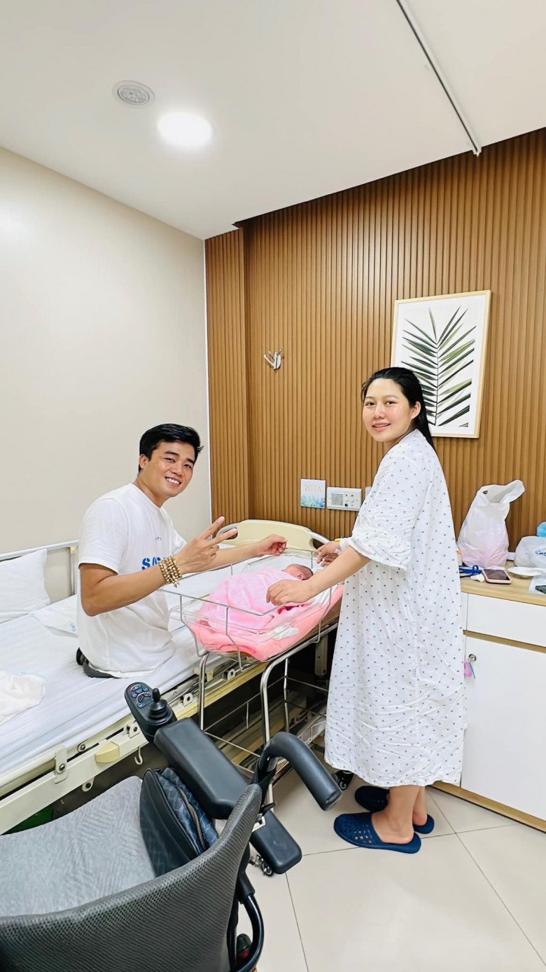 Tô Đình Khánh và vợ đón con gái đầu lòng vào tháng 4 vừa rồi