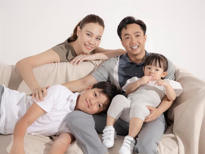 Tổ ấm hạnh phúc của gia đình Cường Đô La - Đàm Thu Trang