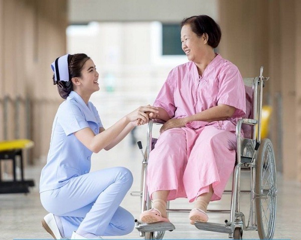 Cơ hội việc làm dành cho y tá, điều dưỡng ngày một tăng lên