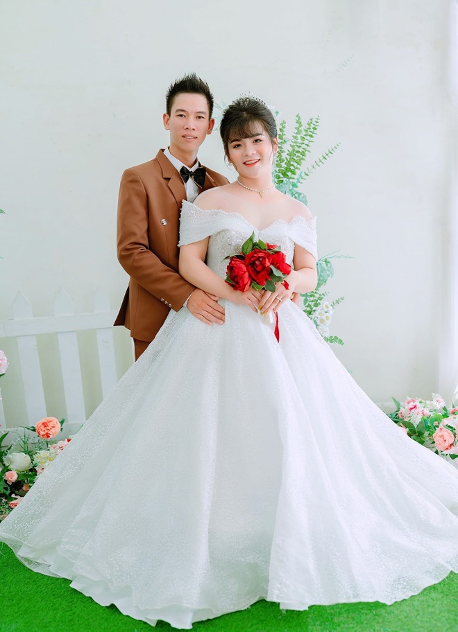 Ảnh cưới của Tăng Thanh Kiều và Văn Đương