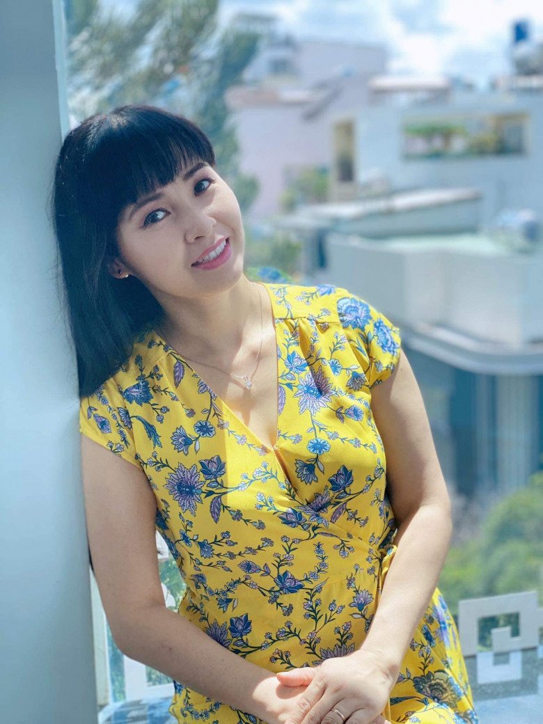 Nữ ca sĩ Trang Nhung nổi tiếng với dòng nhạc dân gian