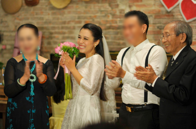 Hình ảnh Ngọc Mai tổ chức đám cưới cách đây 10 năm từng lan truyền trên mạng xã hội