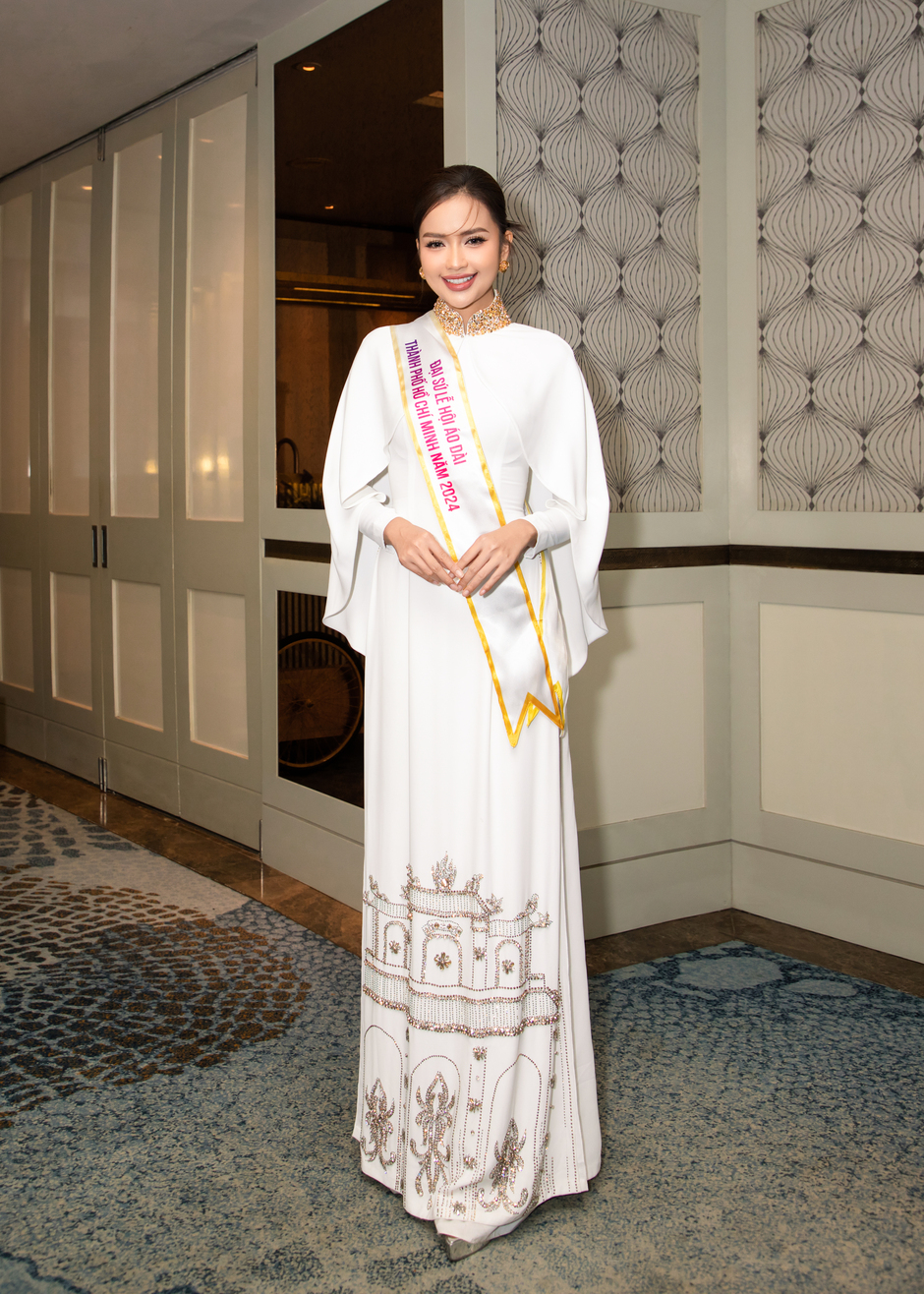 Nối tiếp H’Hen Niê - Khánh Vân - Kim Duyên, Ngọc Châu trở thành đại sứ lễ hội áo dài - ảnh 2