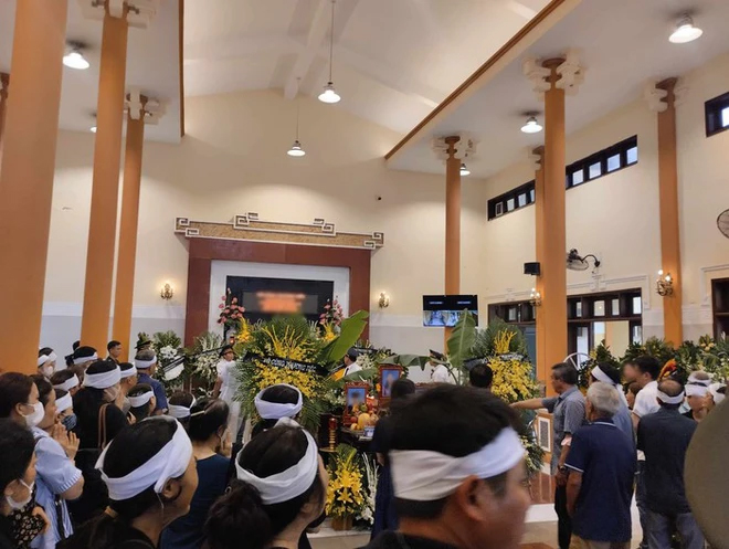 Hình ảnh lễ tang 4 nạn nhân xấu số (Ảnh: Báo Phụ nữ Việt Nam)