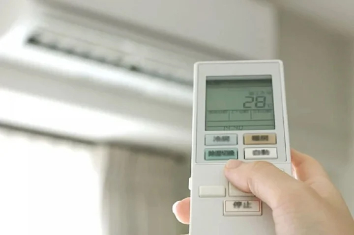 Điều hòa để 28 - 29 độ C có phải là tiết kiệm điện nhất? (Ảnh minh họa)