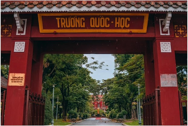 Trường THPT chuyên Quốc học - Huế