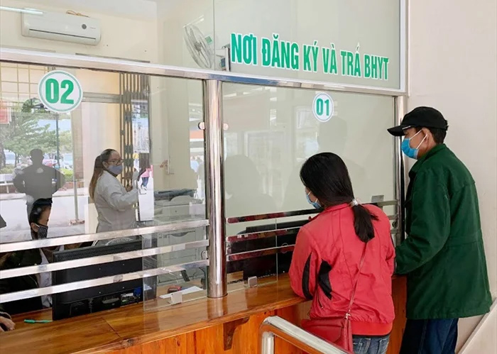 12 đối tượng dù có thẻ BHYT đi khám chữa bệnh cũng không được hưởng thanh toán, là ai?