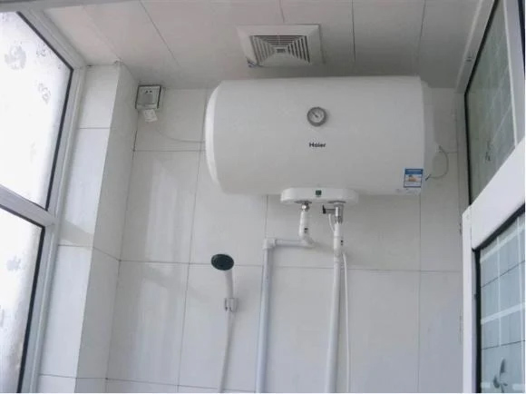 Trước đây, việc đun nước nóng thường dựa vào củi lửa, vừa mất thời gian lại kém hiệu quả.
