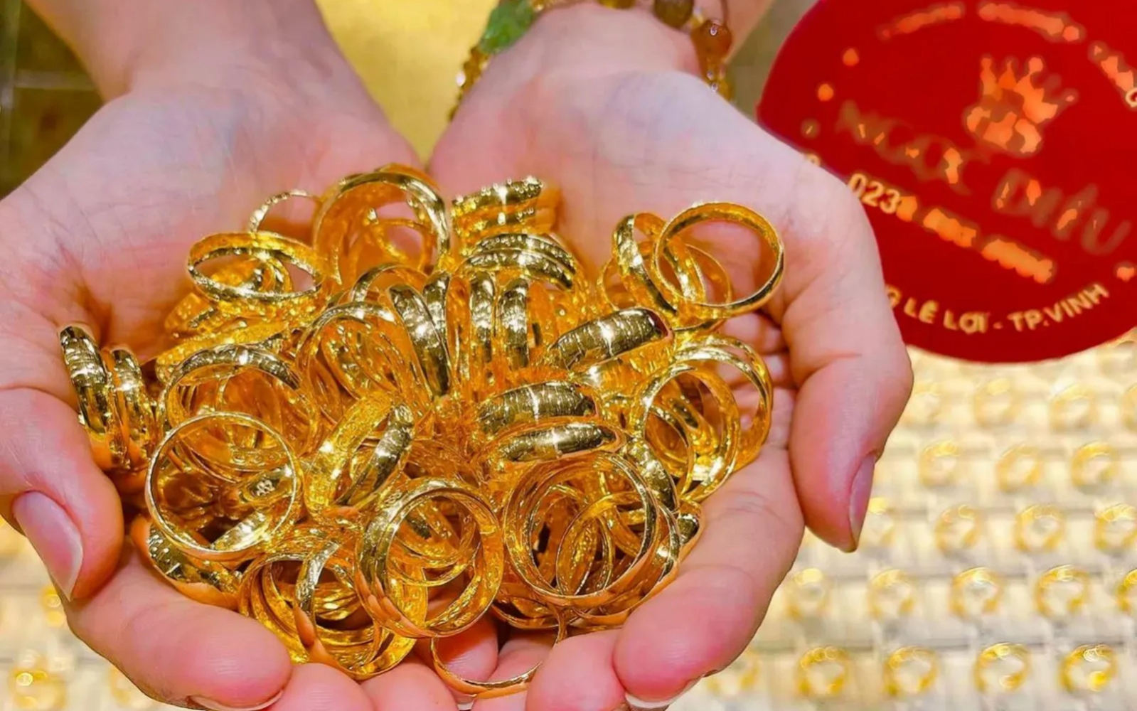 Giá vàng sẽ diễn biến ra sao trong thời gian tới?