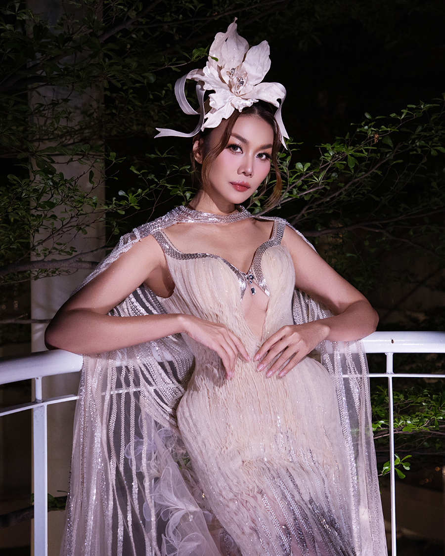 Làm veddette 2 show trong 1 đêm, Thanh Hằng biến hóa ấn tượng - ảnh 1