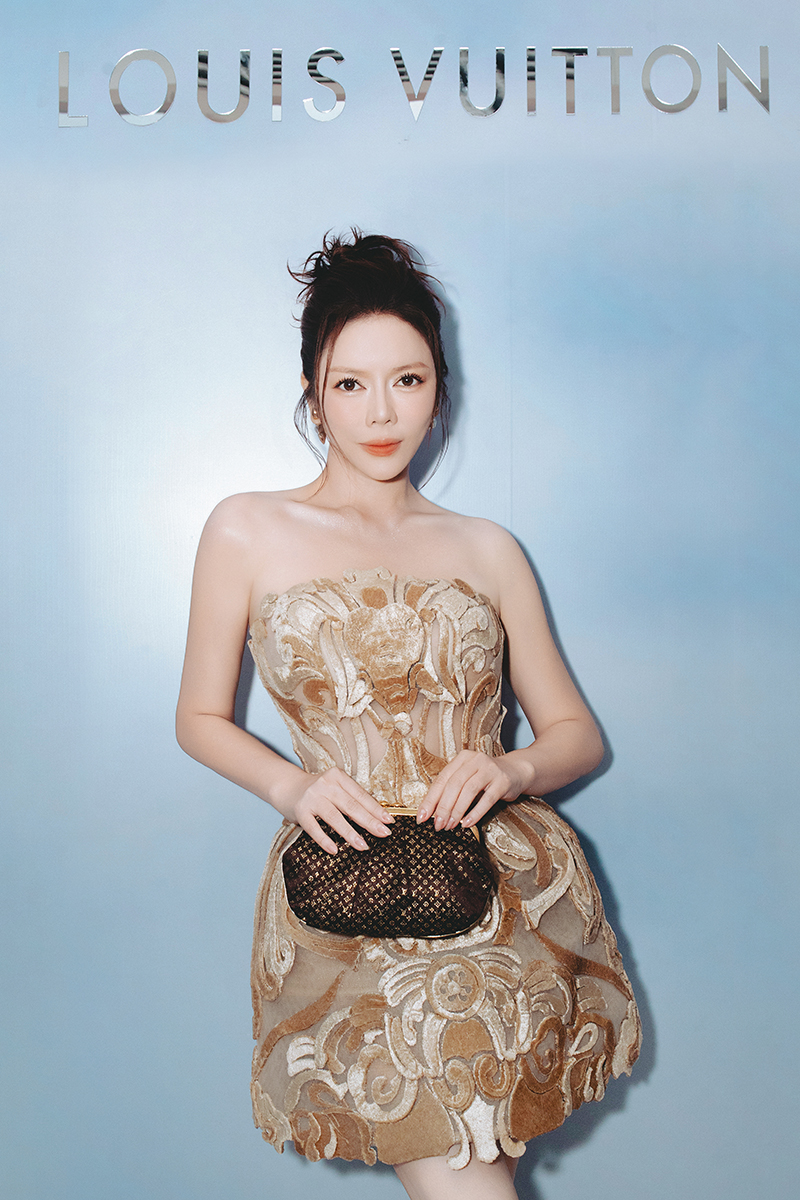 Lý Nhã Kỳ sang trọng đắm chìm trong 'Kiến Tạo Giấc Mơ' của Louis Vuitton - ảnh 1