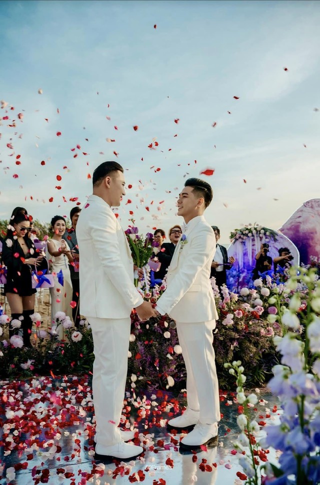 Hình ảnh đám cưới hạnh phúc của Hà Trí Quang và Thanh Đoàn