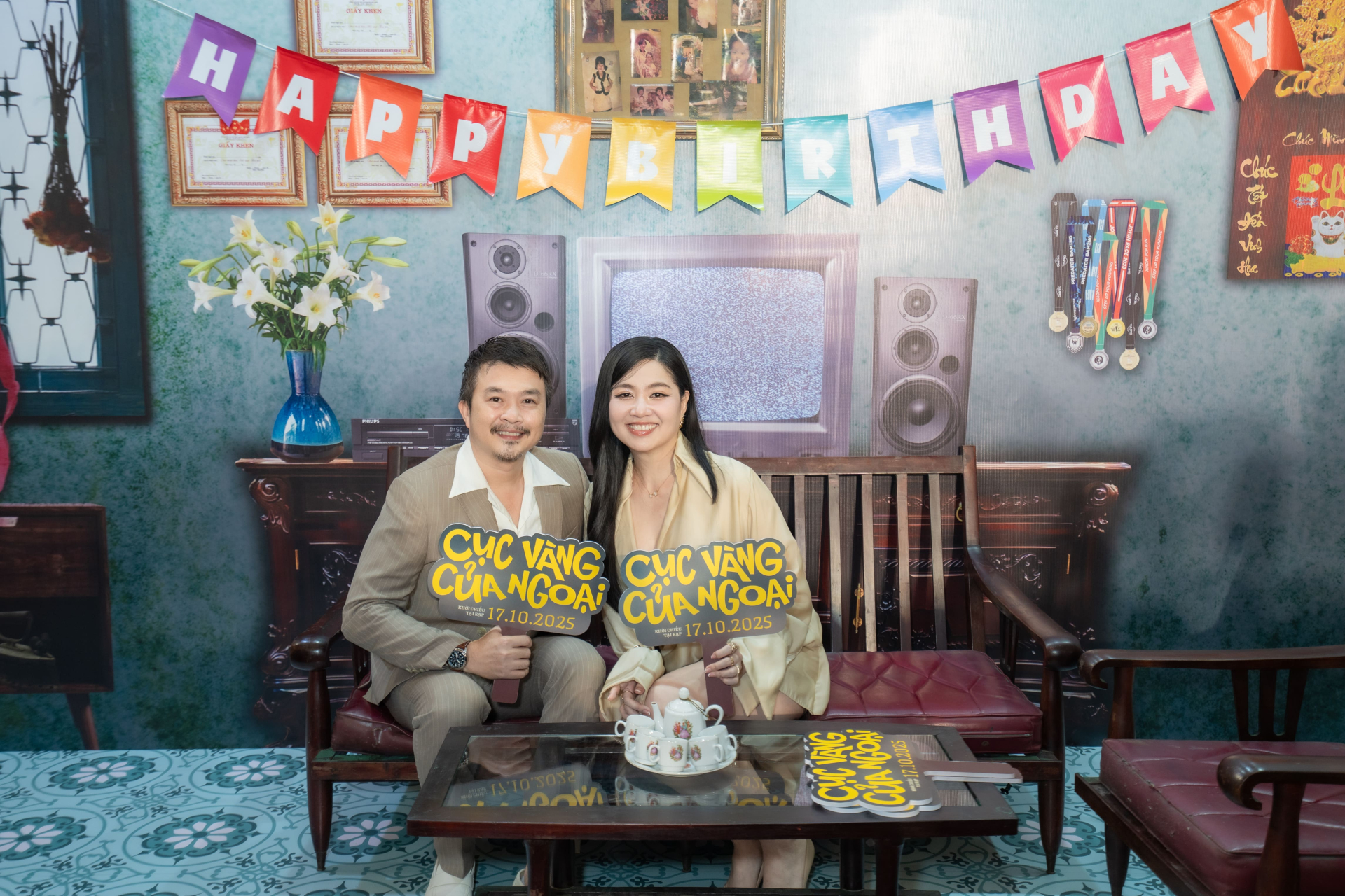 Lê Khánh và Tuấn Khải tiếp tục nên duyên vợ chồng trong 'Cục Vàng Của Ngoại'
