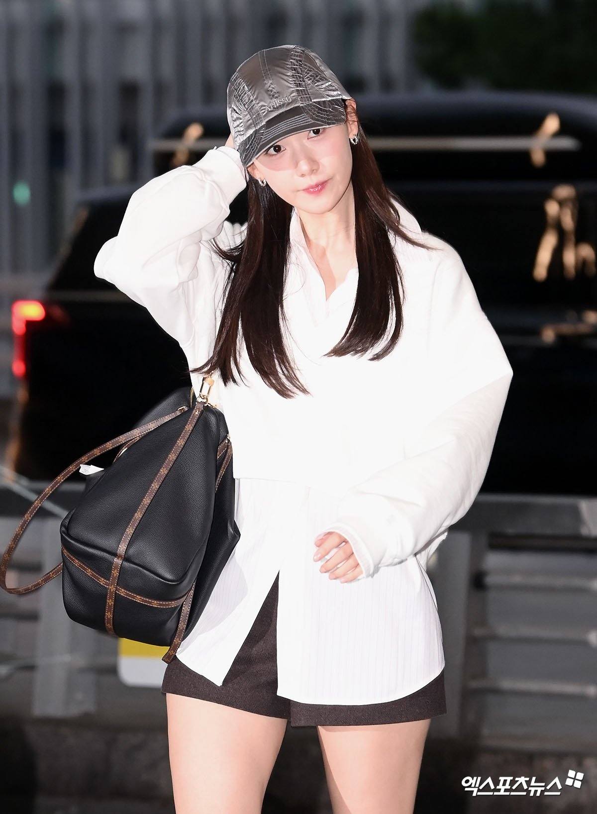Yoona xuất hiện với phong cách giản dị