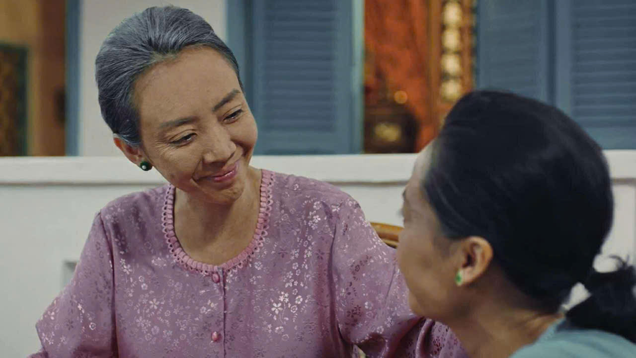 Thu Trang gây bất ngờ khi hóa trang già nua trong phim điện ảnh chiếu Tết, hứa hẹn lấy nước mắt khán giả - ảnh 9
