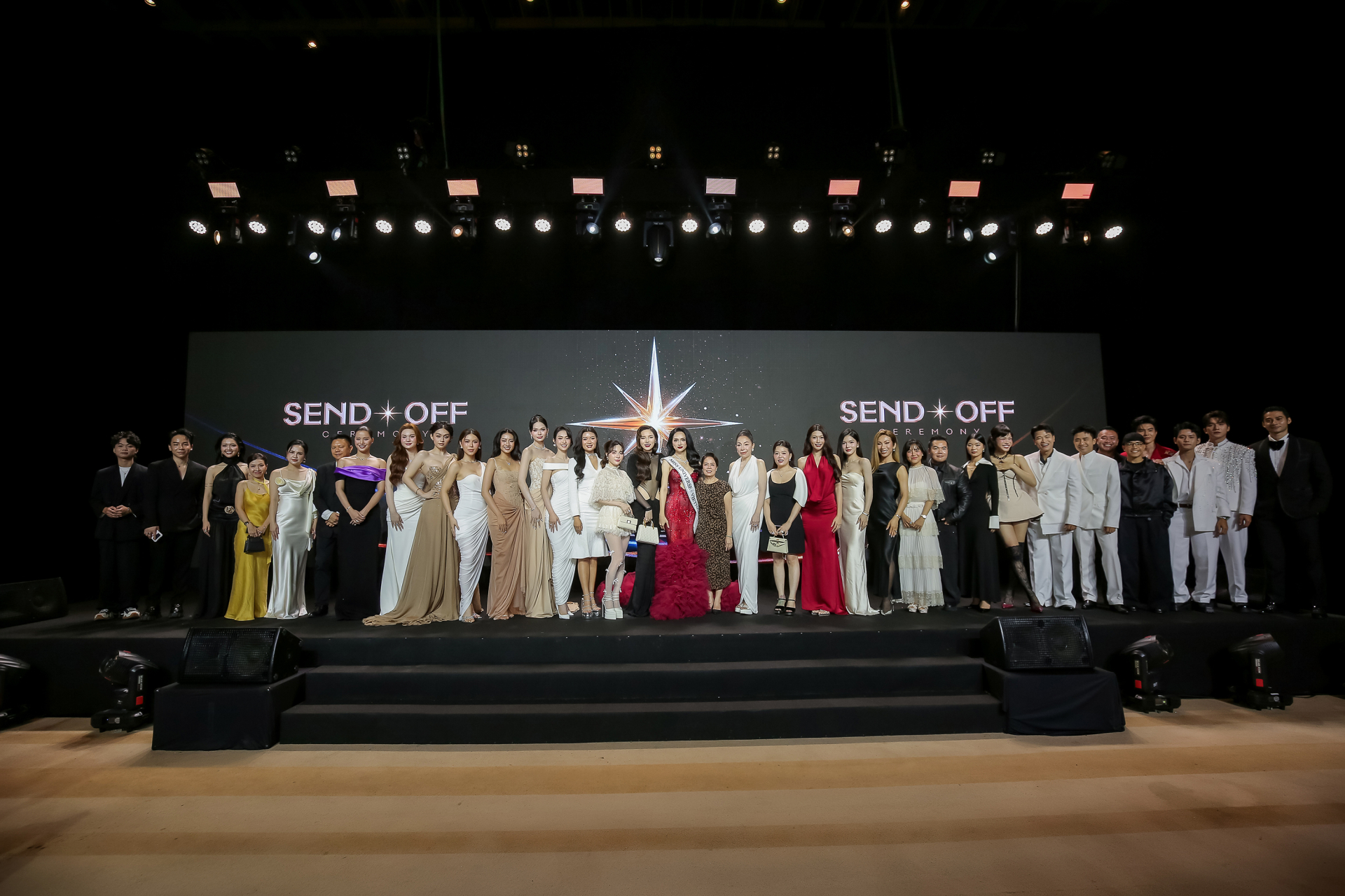 Hương Giang là hoa hậu đầu tiên đi thi mà không có vương miện, khéo léo chia sẻ về tiêu chí của MU 2025 - ảnh 2